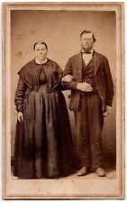 ANTIQUE CDV CIRCA 1860s F.B. ZAY HUSBAND & WIFE ROMANTIC COUPLE FINDLAY OHIO picture