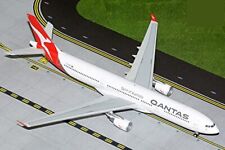 GeminiJets G2QFA1191 Qantas Airbus A330-300 VH-QPH; Scale 1:200 White  picture