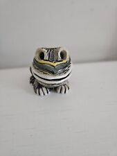 Vtg Rinconada Classic Adult Smiling Fun Frog Figurine Yellow Heart Retired Nice picture
