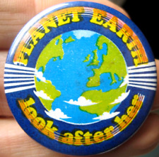 FRIENDS OF THE EARTH vintage 1970s EARTH LOOK AFTER HER campaign 38mm pin BADGE picture